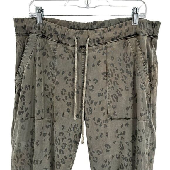 Cloth & Stone‎ Animal Print Joggers Green/Black Large - Picture 3 of 8
